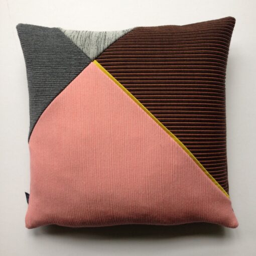 1+1 Design - Limited Edition pudeserie - Burnt Orange - Yellow line
