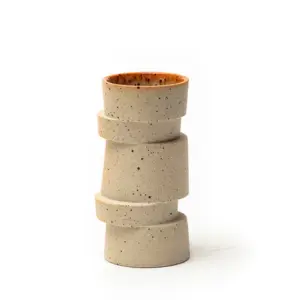 Lars Rank mini vase beige