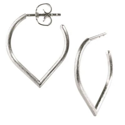 SCHERNING - Lee Teardrop ørestikker - Silver