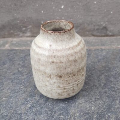 Britta Hansesgaard  26- Vase lys glasur