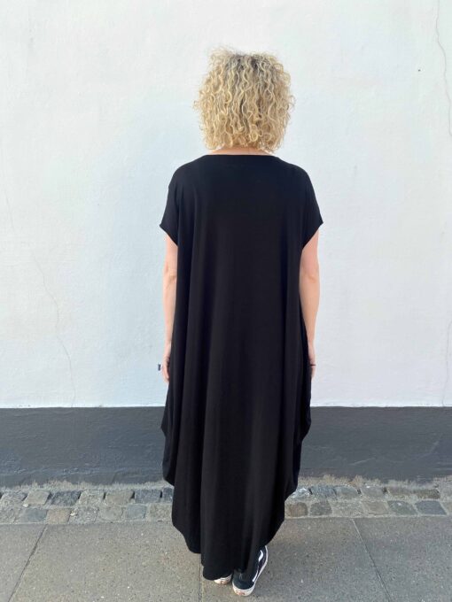 Liselotte Hornstrup kjole bagfra