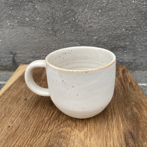 Julie Damhus - Kop - Flat White