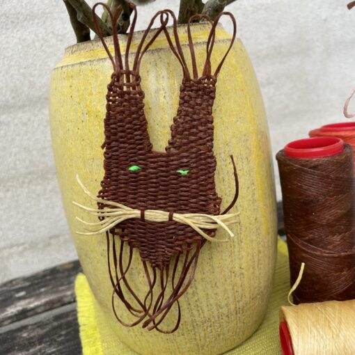 Vævet påske kanin - DIY sæt med vokset garn til 1 kanin
