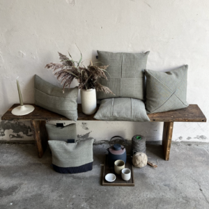 Composition Khaki