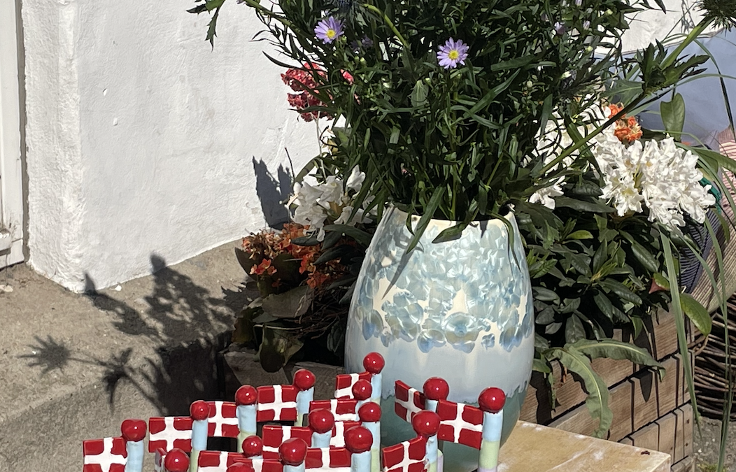 Sommerstemning med personligt kunsthåndværk til dit hjem og til gaveinspiration.