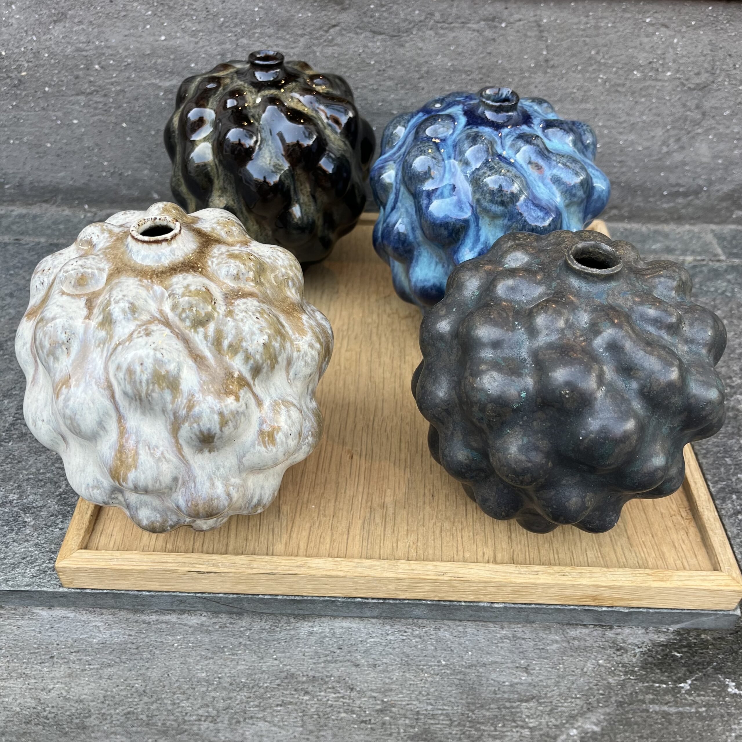 Rikke Elgaard - UDSOLGT Mellem vase med smal hals