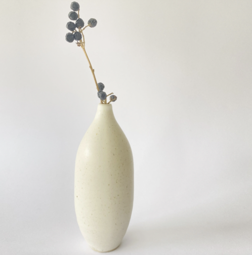 Viki Weiland - Shaped torpedo vase