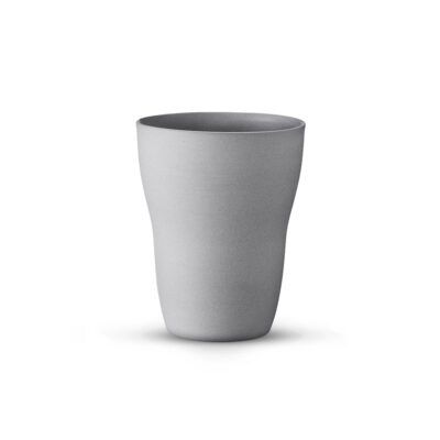 Ditte-Fischer-espresso-grå