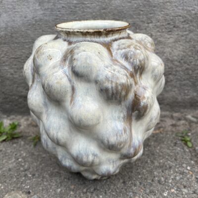 Rikke Elgaard - Større vase med bred hals 1 hvid tilbage