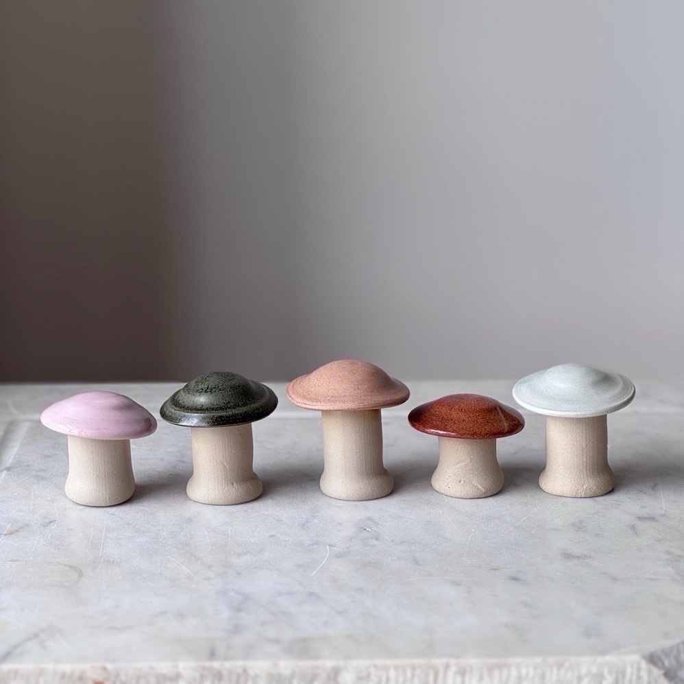 Julie Damhus - Svamp - mint, pink, grøn, brændt og flat white