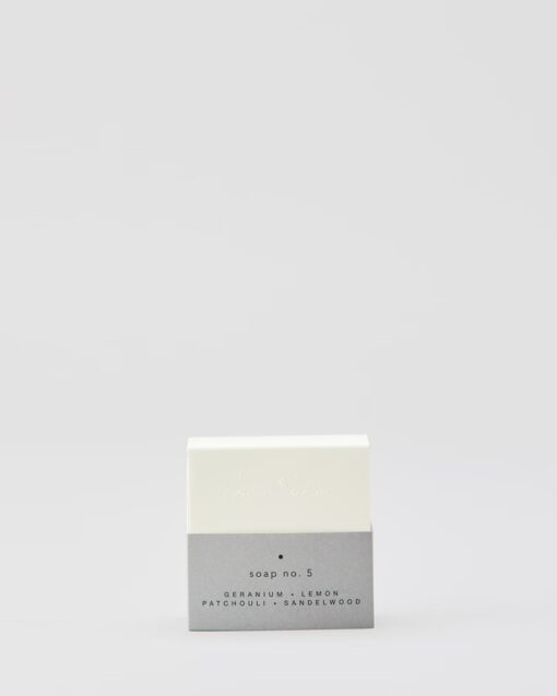 Amalie Rosalie - soap no. 5 | GERANIUM, LEMON, PATCHOULI, SANDELWOOD