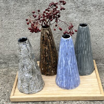 Bjarni Sigurdsson - Kegle vase mellem