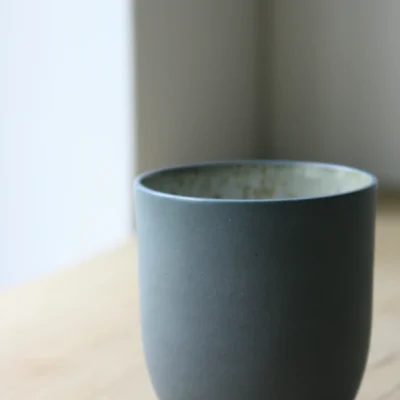 Mia Maya Design - Kaffe kop, Petrol Blue w/ crystal glaze (200 ml)