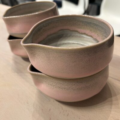 Signe Schmidt - Keramik - Matchaskåle m. hældetud - Lyserød