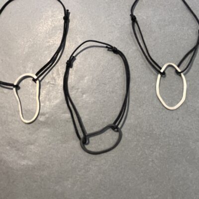 STINE P AMØBEN Armbånd sterling sølv/oxyderet