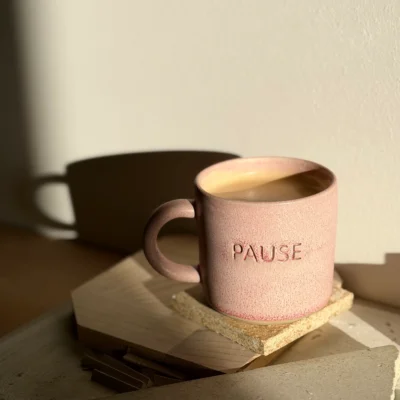 Julie Damhus - PAUSE kop (rosa)